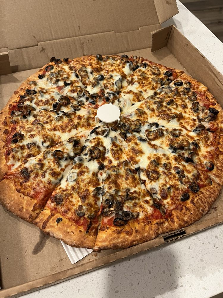 YUBA PIZZA HOUSE Updated September 2024 22 Photos & 10 Reviews