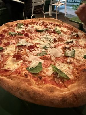 Palm Pizza by null