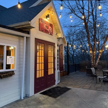 Horseshoe Bend Bar and Grill - Exterior - Soup Near Me - Lake Ozark, Missouri Horseshoe Bend Bar and Grill - Exterior - Soup Near Me - Lake Ozark, Missouri
