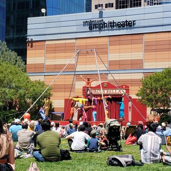 Salesforce Park - Circus Bella - Parks Near Me - San Francisco, California