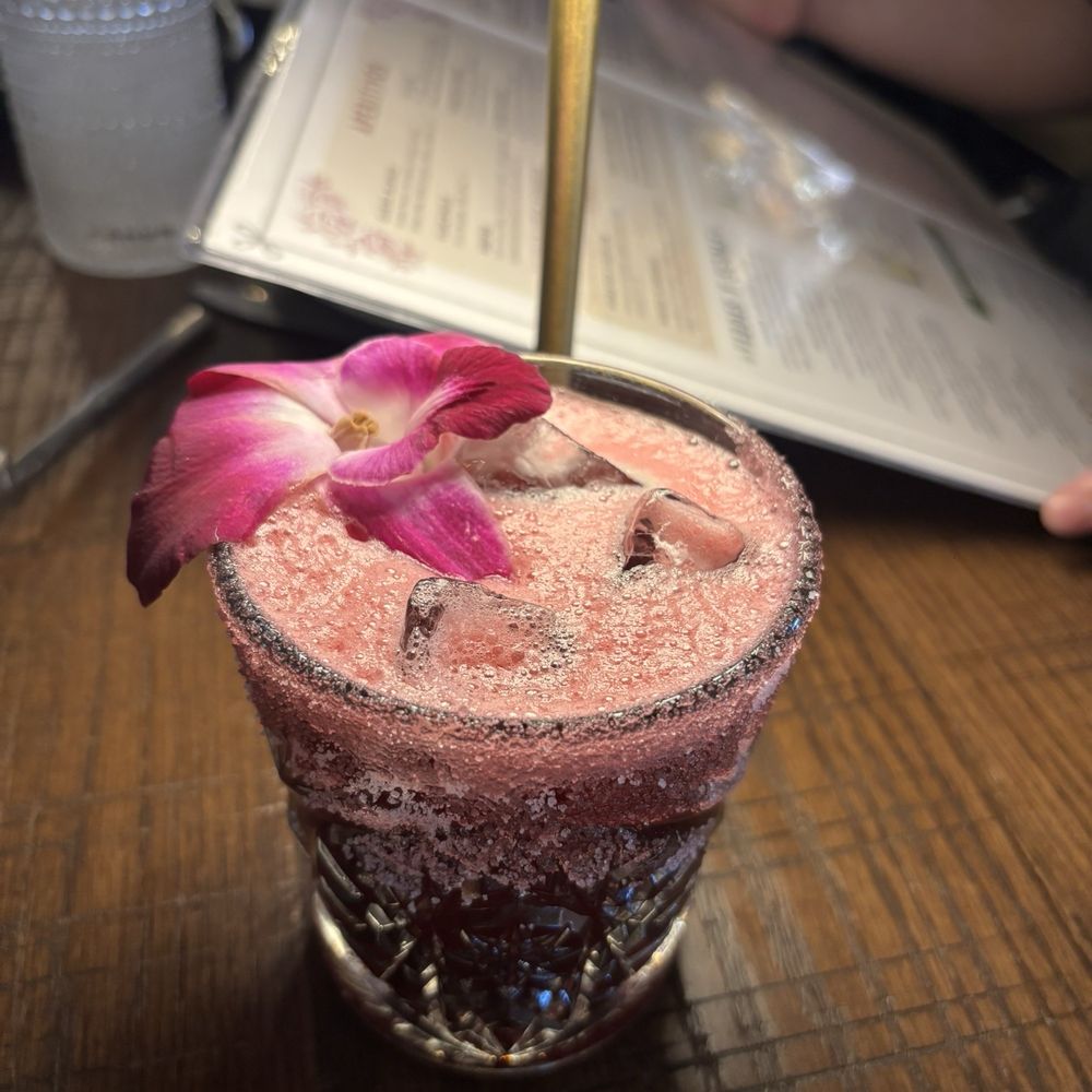 Hibiscus cocktail Hibiscus cocktail