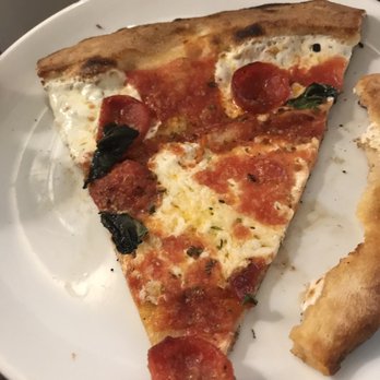 Juliana's - Pepperoni pizza - Pizza Near Me - Brooklyn, New York Juliana's - Pepperoni pizza - Pizza Near Me - Brooklyn, New York