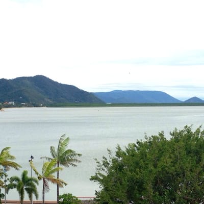 Shangri-La The Marina, Cairns by null