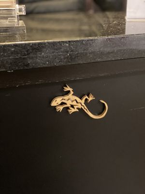 Zink Kitchen + Bar by null