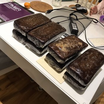 Aunty Lia's Baked Goods - 8 loaves can fit into one large priority mail box - Desserts Near Me Aunty Lia's Baked Goods - 8 loaves can fit into one large priority mail box - Desserts Near Me