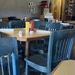 O'Neills - Tables
