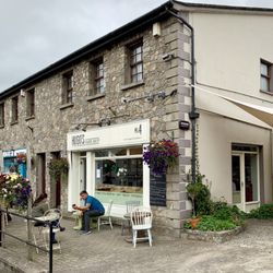 Hugo's Farm Shop - Hugo's Farm Shop.