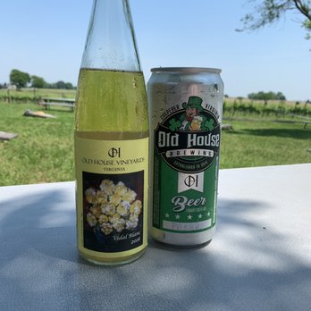 Old House Vineyards - His and her drinks - Wineries Near Me - Culpeper, Virginia Old House Vineyards - His and her drinks - Wineries Near Me - Culpeper, Virginia