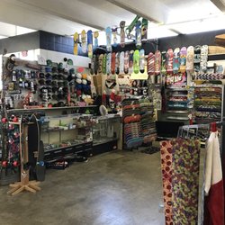 Gnarly's Skate Shop