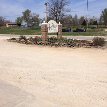 Longfellow's Garden Center - Nurseries & Gardening Near Me - Centertown, Missouri