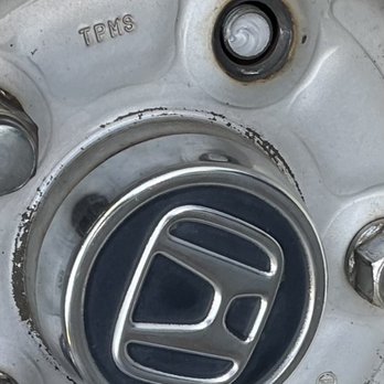 Sierra Tire & Trailer - Sheared studs. - Trailer Repair Near Me - Grass Valley, California