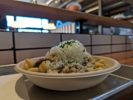 Tulipani Pasta by null