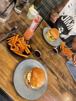 Hand Cut Chophouse by null