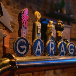 Growler Garage - Las canillas del Garage