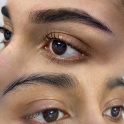 Kereshmah Beauty - Lavish Brows with Tint