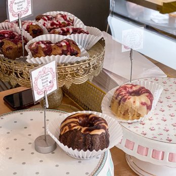 Norma's Corner Shoppe - Coffee & Tea Near Me - Ridgewood, New York