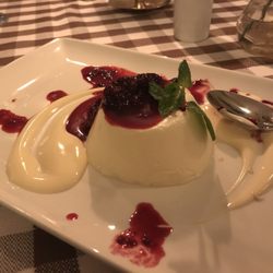 Top 10 Best Restaurants Near Knesebeckstrasse 70 Berlin Germany Updated Covid 19 Hours Services Last Updated Yelp