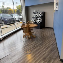 Admiral Auto Care - New waiting area