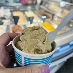 Simply Sweet - Peanut butter gelato