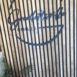 Goodlettsville Smiles - Her office when you walk in was stylish and clean and appealing