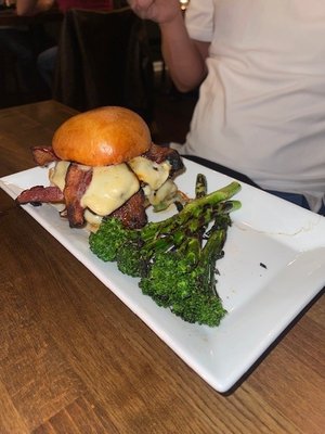 Cecil's Wine & Whiskey Bar - Restaurant by null