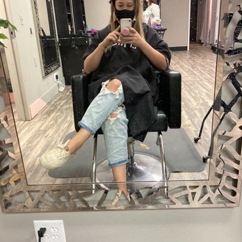 Leah Does My Hair - Hair Stylists Near Me - Charlottesville, Virginia Leah Does My Hair - Hair Stylists Near Me - Charlottesville, Virginia