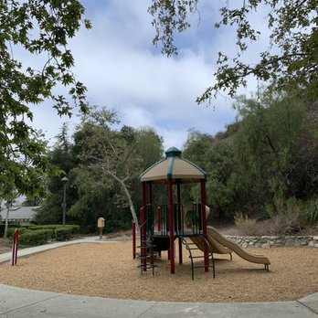 Mayors Bicentennial Park - Play structure - Parks Near Me - Glendale, California