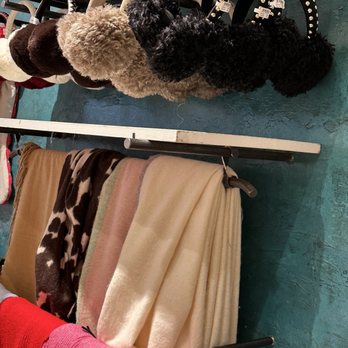 Anthropologie - Accessories Near Me - Lexington, Kentucky