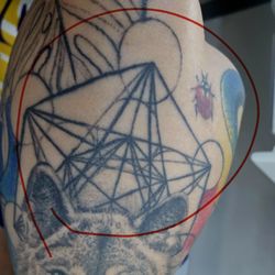 Crappy line work.