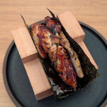 Nomonomo Sushi - Japanese Near Me - Chicago, Illinois