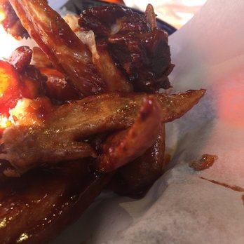 WingBucket - Chicken Wings Near Me - Dallas, Texas