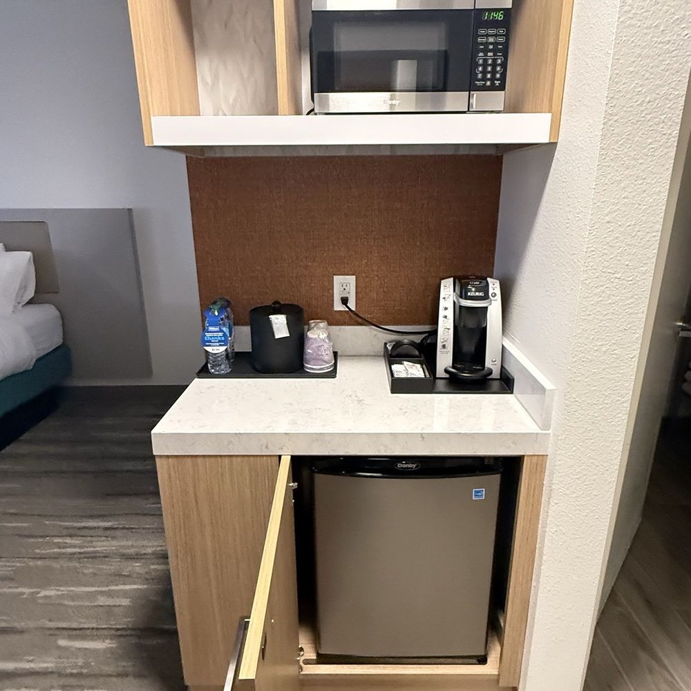 Marriott Tacoma Downtown - Microwave is a win these days - Hotels Near Me - Tacoma, Washington