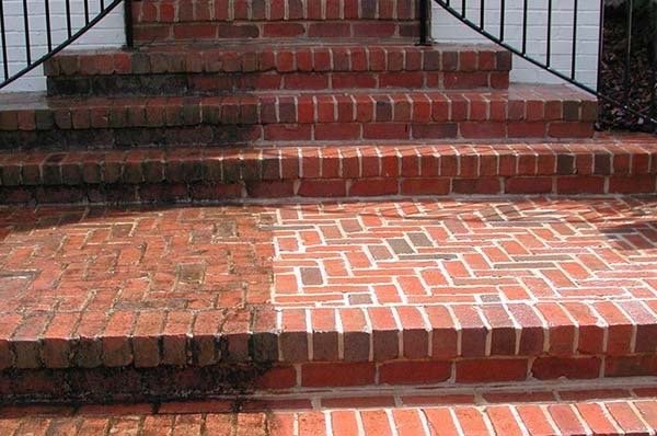 Slide of Serpa & Son’s Pressure Washing