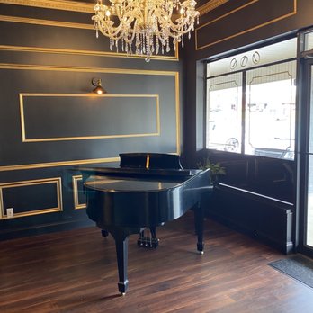 Rhow Coffee - Coffee & Tea Near Me - Massillon, Ohio
