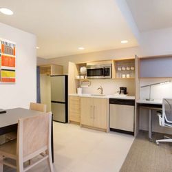 Home2 Suites by Hilton Oxford - Guest room