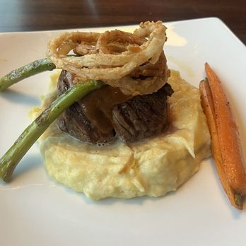 The Pier House - Grilled Filet Mignon - American Near Me - Cape May, New Jersey