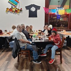 El Pajaro Azul Mexican Grill - The food was delicious especially the chips and salsa.