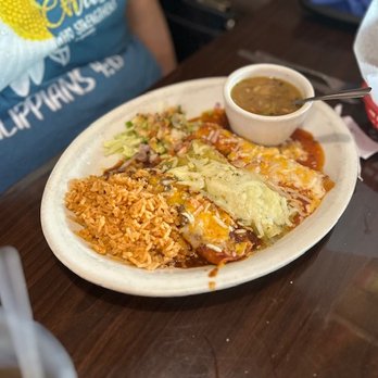 Bajo La Luna - Sour Cream Ckn Enchiladas  Borracha Beans and Rice - Seafood Near Me - Cabo San Lucas, BCS