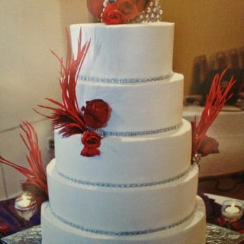 Cains Creative Cakes - Beautiful 5 tier wedding cake - Bakeries Near Me - Frederick, Colorado Cains Creative Cakes - Beautiful 5 tier wedding cake - Bakeries Near Me - Frederick, Colorado