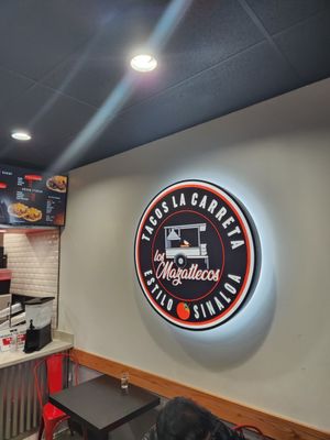 Tacos La Carreta by null