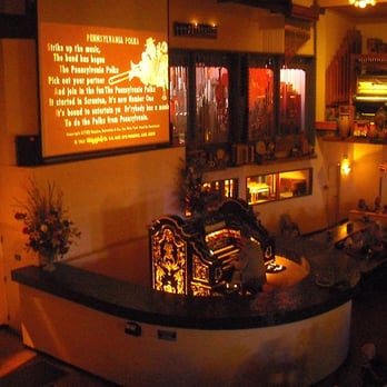 Organ Stop Pizza - Sing-along portion of the performance. - Pizza Near Me - Mesa, Arizona Organ Stop Pizza - Sing-along portion of the performance. - Pizza Near Me - Mesa, Arizona