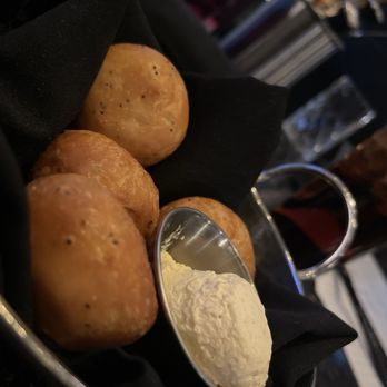 Stoney River - Warm rolls - Steakhouses Near Me - Towson, Maryland