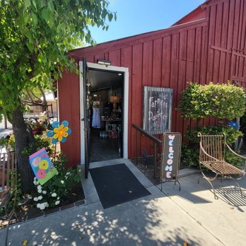Farmers Daughter - Entrance - Specialty Food Near Me - Valley Center, California Farmers Daughter - Entrance - Specialty Food Near Me - Valley Center, California