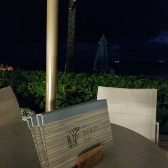 The Beach Bar - Bars Near Me - Honolulu, Hawaii