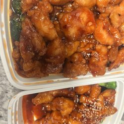 Wong Wong Chinese Restaurant - Sesame Chicken and General Taos