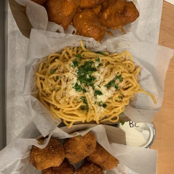 Fire Wings - Buffalo boneless , garlic noodles, malaysian curry dry rub - Chicken Wings Near Me - San Mateo, California