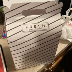 Louie’s Fresh Market