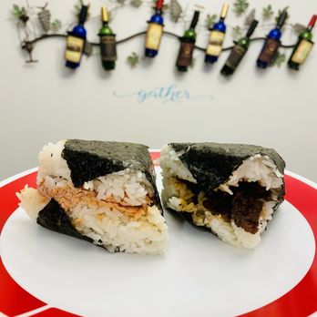 Dorami - Salmon Soy and Beef Gyudon - Delicious! - Food Trucks Near Me Dorami - Salmon Soy and Beef Gyudon - Delicious! - Food Trucks Near Me
