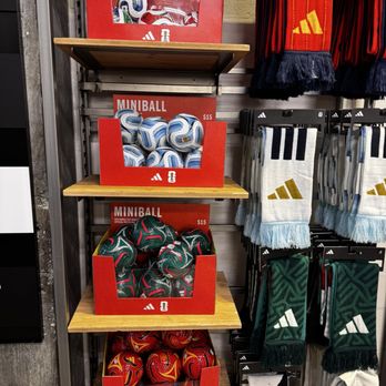 Adidas Flagship Store - Shoe Stores Near Me - New York, New York Adidas Flagship Store - Shoe Stores Near Me - New York, New York