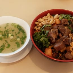 Beef Brisket Lo Noodle